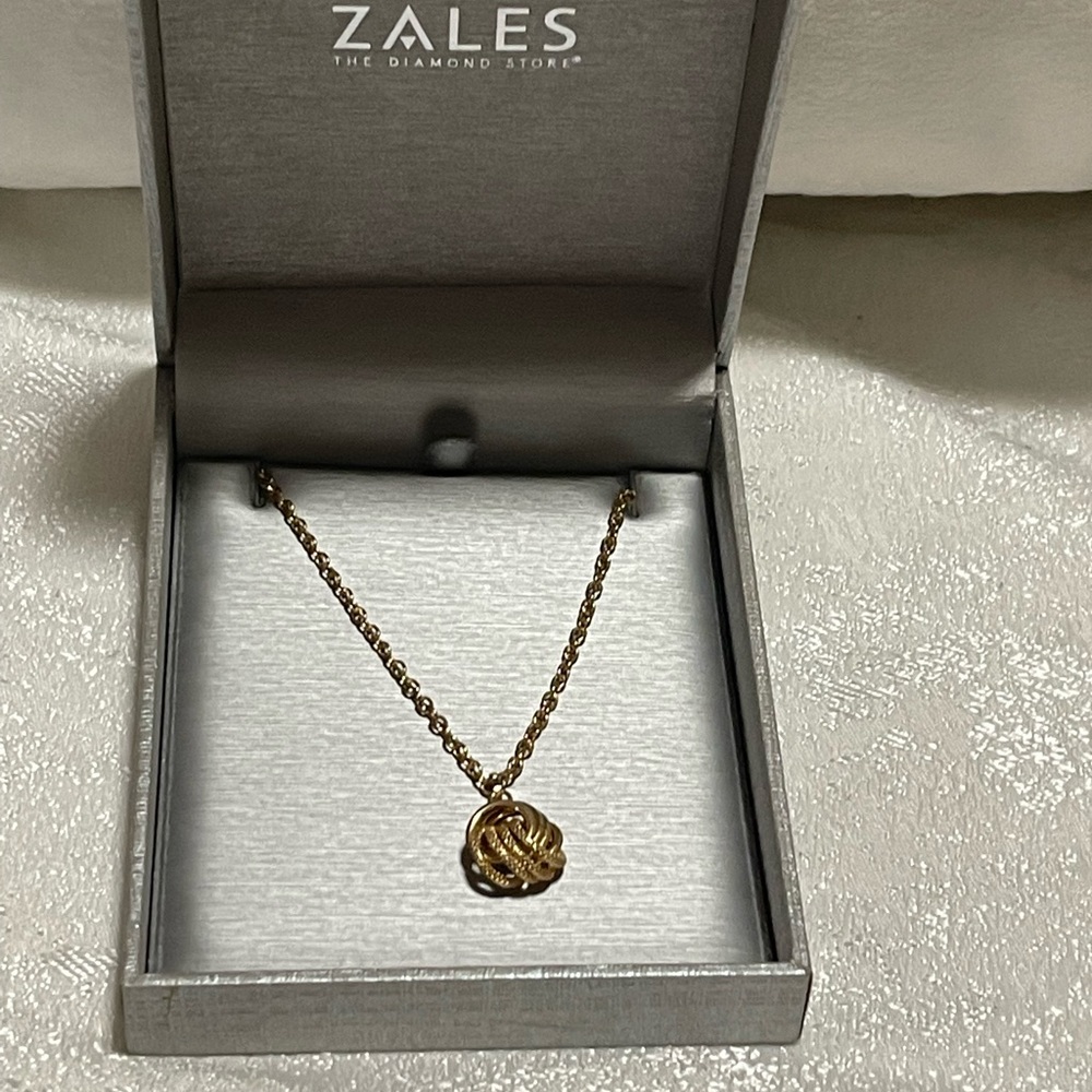 Zales Bundle Deal 14k Earrings, Necklace, matching Pendant (Italian Gold) - Picture 6 of 10